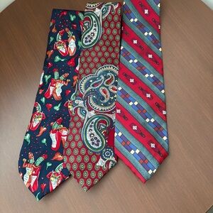 Tabasco Red and Green Patterned Tie Trio